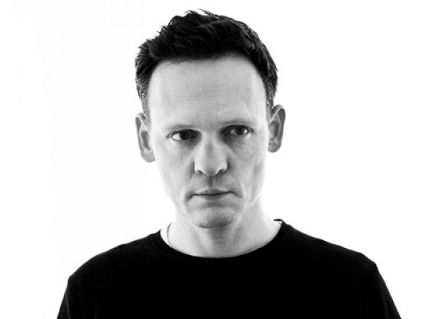 Carsten Nicolai (Alva Noto)